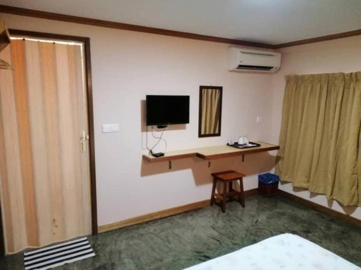 Seaside Travellers Inn Кинарут Экстерьер фото