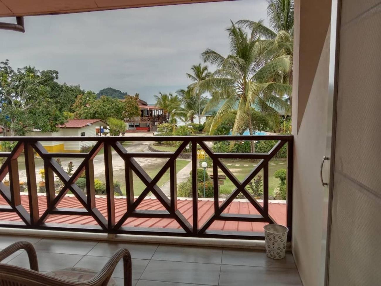 Seaside Travellers Inn Кинарут Экстерьер фото
